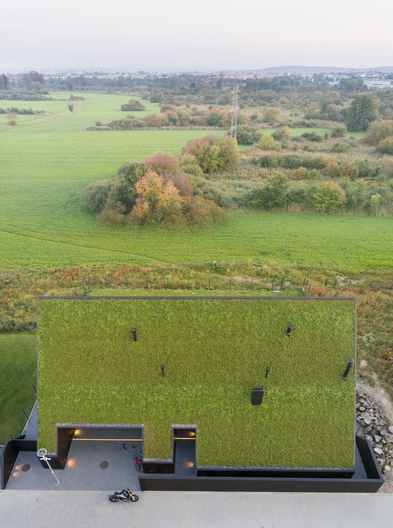 superhelix house behind the roof designboom 01